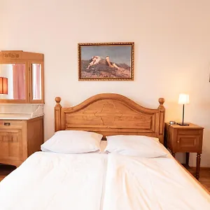 Bellevue Guest house