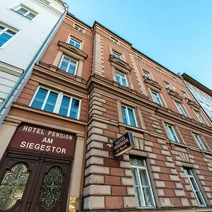 Hotel-pension Am Siegestor Guest house